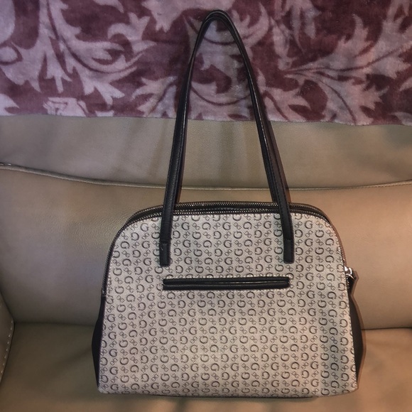 Guess Black&Gray Shoulder Purse - Picture 2 of 9